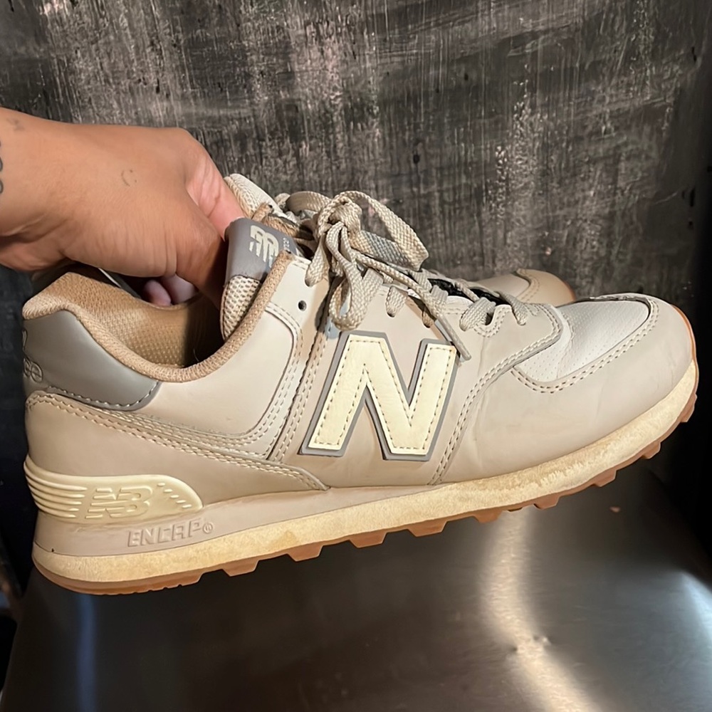 New Balance 574 sneakers